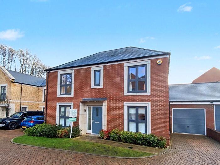 4 Bedroom Detached House To Rent In Vernon Close, Kings Hill, ME19