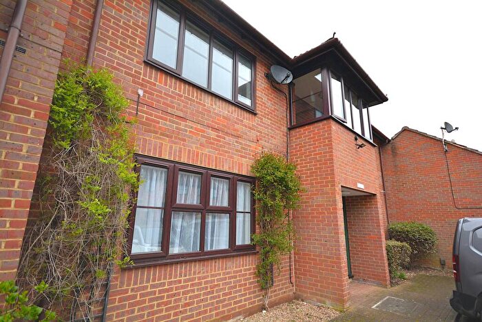 1 Bedroom Apartment To Rent In Cameron Road, Chesham, HP5