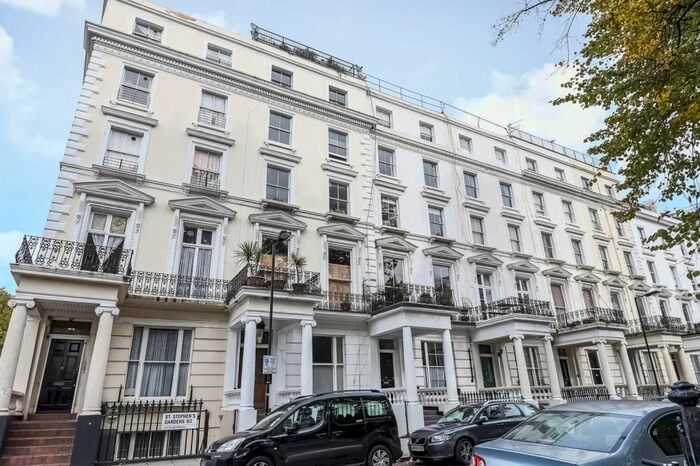 2 Bedroom Flat For Sale In St. Stephens Gardens, London, W2