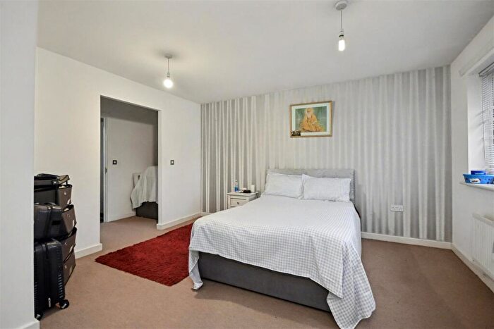 4 Bedroom Detached House For Sale In Lyveden Way, Corby, NN18