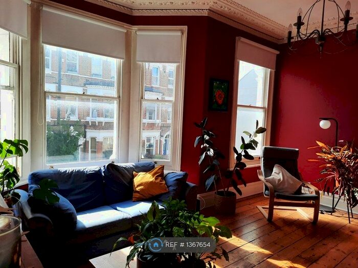 1 Bedroom Flat To Rent In Mayflower Road, London, SW9