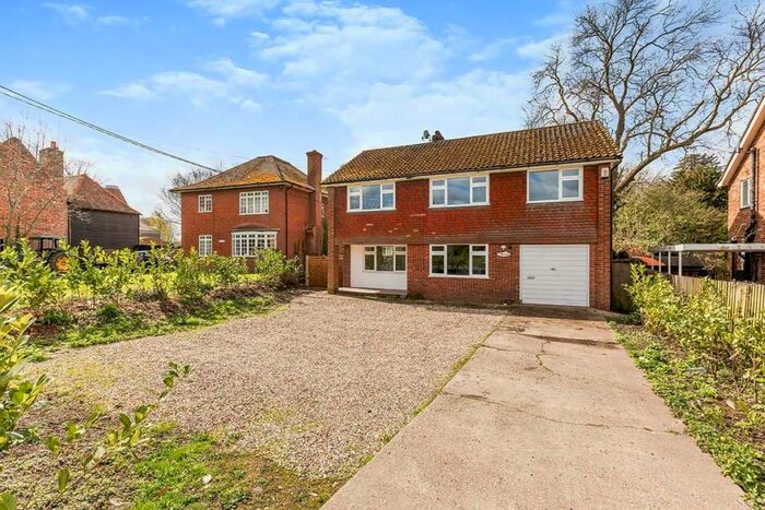 4 Bedroom Detached House To Rent In Green Street Green Road, Dartford, Kent, DA2