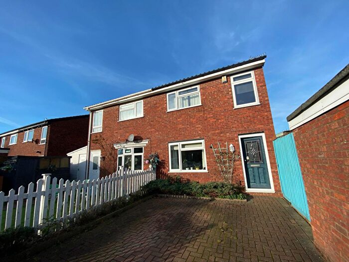 3 Bedroom Property To Rent In Hale Avenue, Stony Stratford, Milton Keynes, MK11