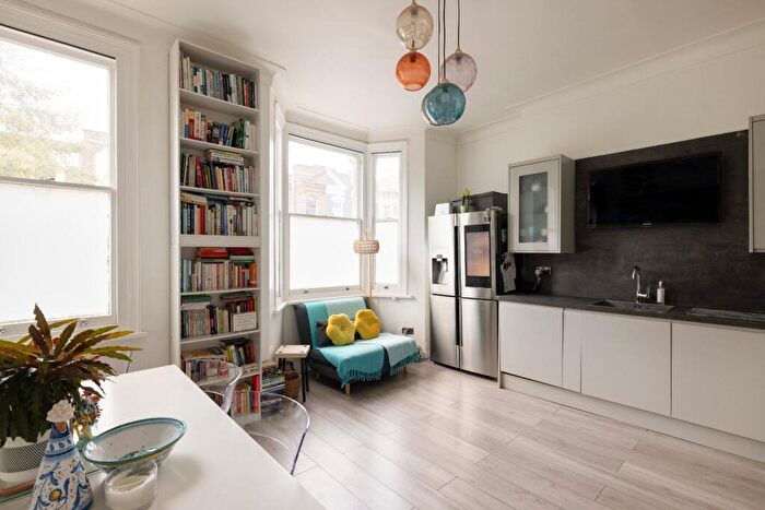 2 Bedroom Apartment For Sale In Priory Park Road, London, NW6