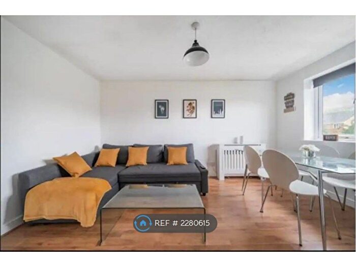 1 Bedroom Flat To Rent In Somerton Road, London, NW2