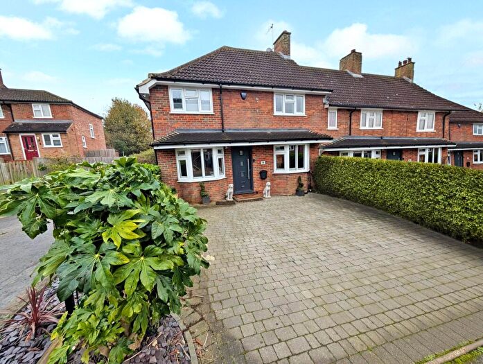 3 Bedroom End Of Terrace House For Sale In Hilltop, Redbourn, St. Albans, Hertfordshire, AL3