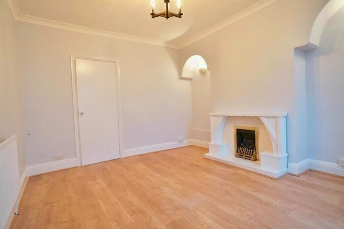 2 Bedroom Terraced House To Rent In Carleton View, Pontefract, WF8