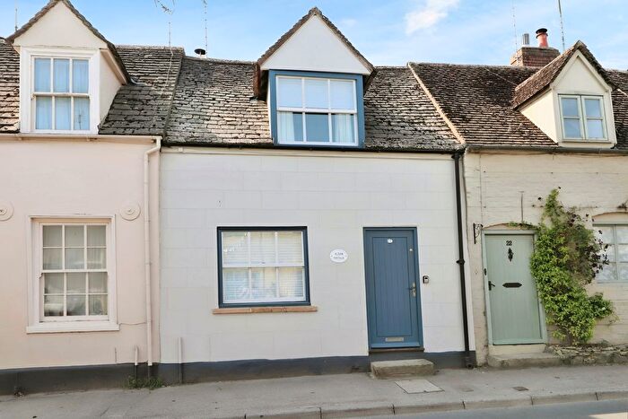 2 Bedroom Cottage To Rent In Gloucester Street, Winchcombe, GL54