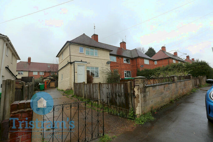 3 Bedroom End Of Terrace House To Rent In Seaton Crescent, Nottingham, NG8