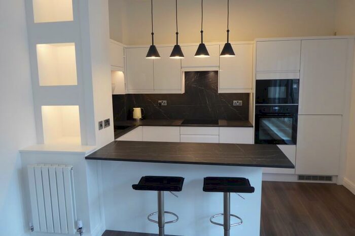 2 Bedroom Apartment To Rent In North Wing, The Residence, Kershaw Drive, Lancaster, LA1