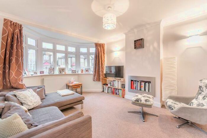 3 Bedroom Terraced House To Rent In Leafield Road, Merton Park, London, SW20