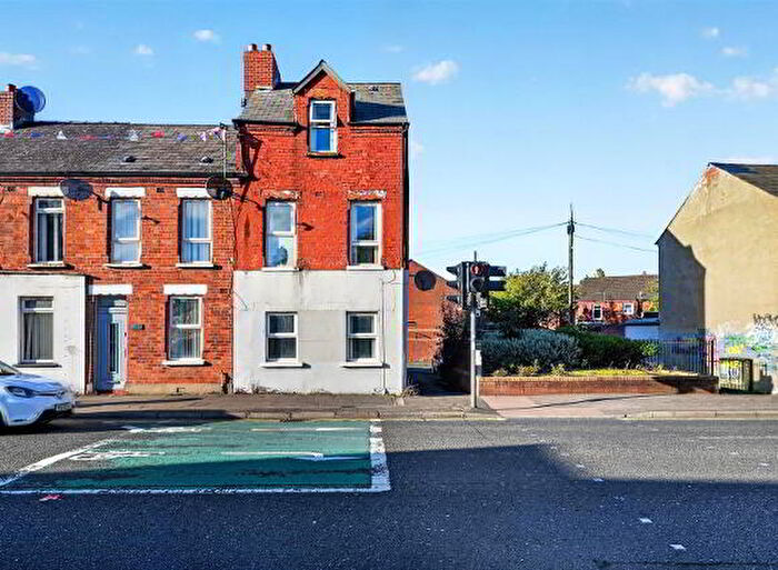 4 Bedroom End Of Terrace House For Sale In Donegall Road, Belfast, BT12
