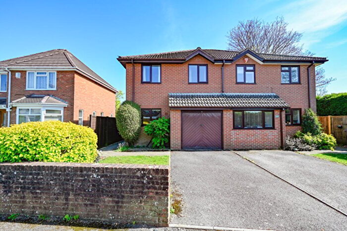 3 Bedroom Semi Detached House For Sale In Moordown, Bournemouth, BH9