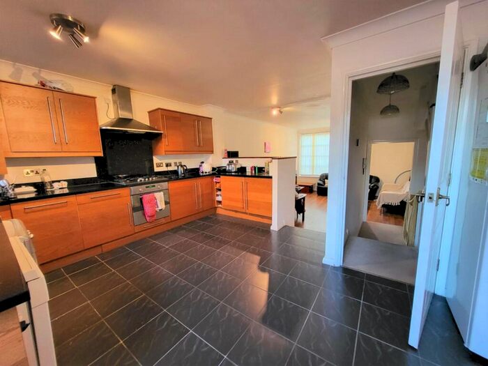 1 Bedroom Terraced House To Rent In Plover Way, London, SE16