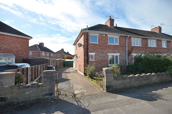 3 Bedroom End Terrace House For Sale In Grange Road, Moorends, Doncaster, DN8