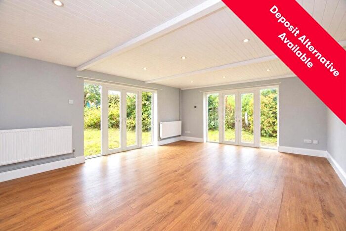 4 Bedroom Bungalow To Rent In Cribbs Causeway, Bristol, Gloucestershire, BS10