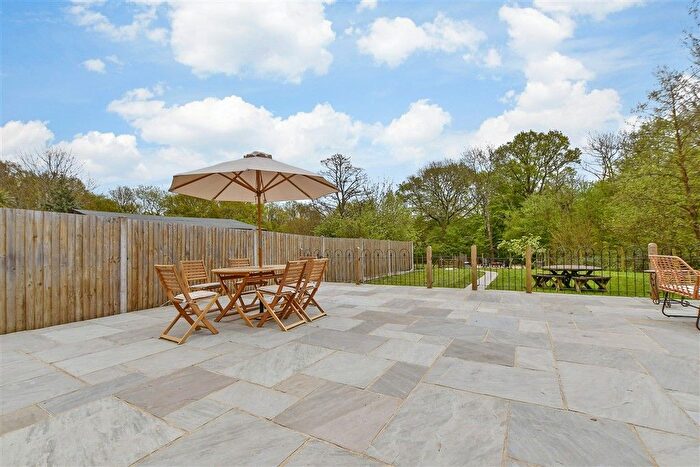 5 Bedroom Chalet For Sale In Ghyllside Road, Northiam, Rye, East Sussex, TN31