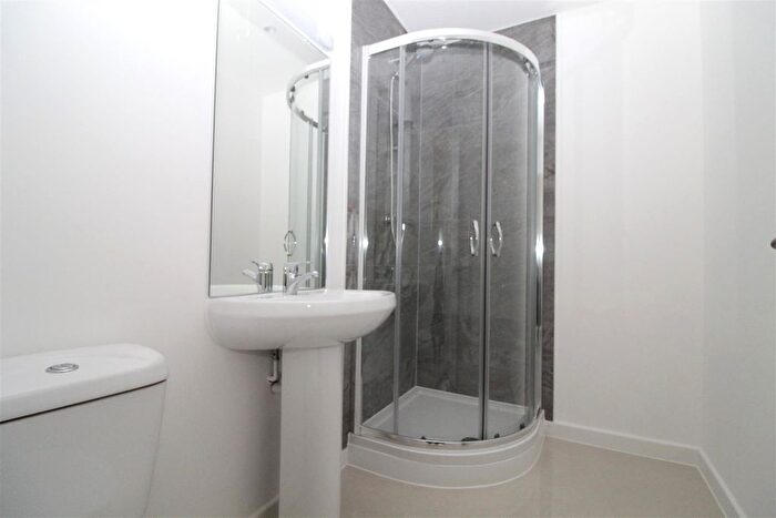 2 Bedroom Flat To Rent In Carlton Place, London Road, Old Harlow, CM17