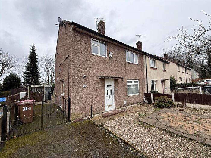 3 Bedroom Semi Detached House For Sale In Goodwood Drive, Pendlebury, Swinton, Manchester, M27