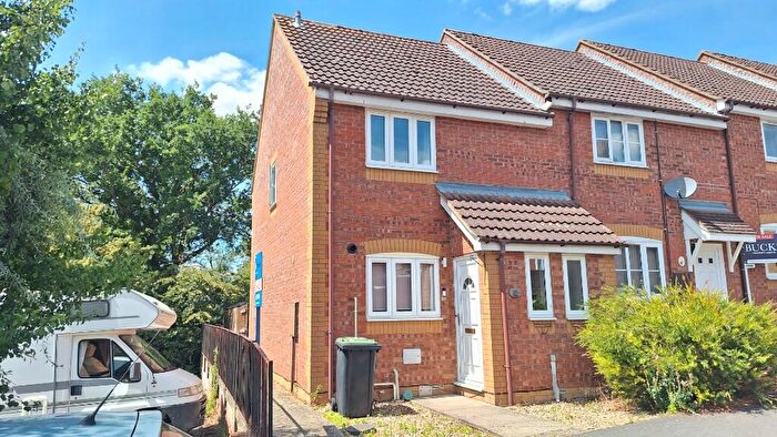 2 Bedroom End Of Terrace House For Sale In Heron Close, Stowmarket, Suffolk, IP14