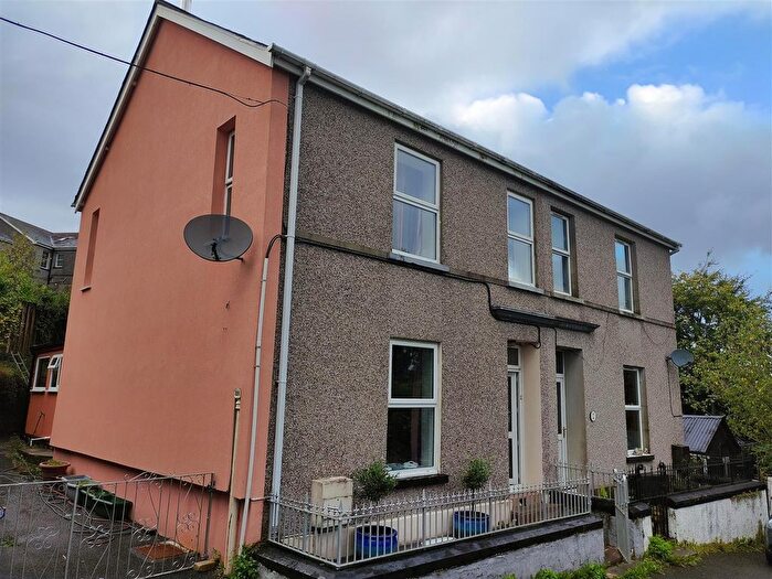 3 Bedroom Semi-detached House For Sale In Clarendon Road, Llandeilo, SA19