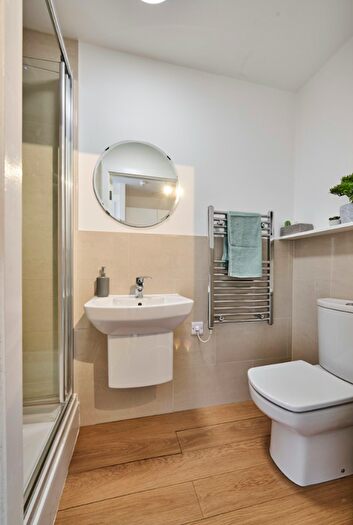 1 Bedroom Flat To Rent In Upperton Road, Leicester, LE3