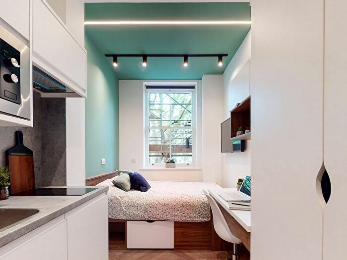 Studio To Rent In Harrow Road, London, W9