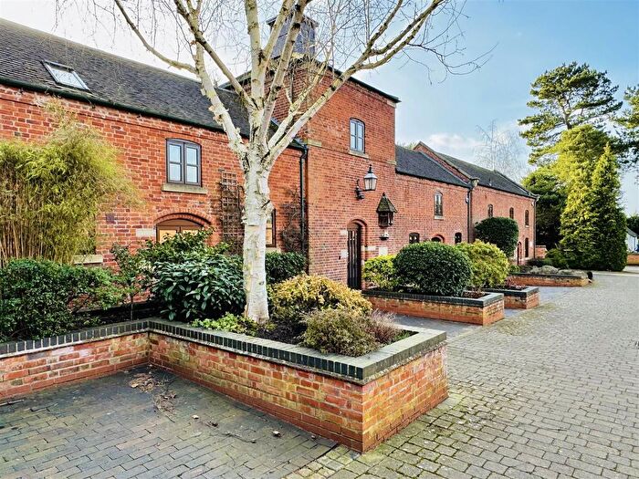 4 Bedroom Barn Conversion For Sale In Church Hill, Weeford, Lichfield, WS14