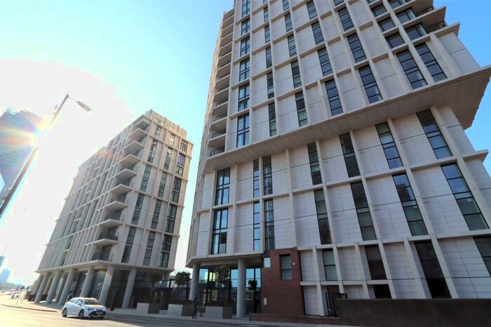 2 Bedroom Flat To Rent In Castle Wharf, Chester Road, Manchester, M15