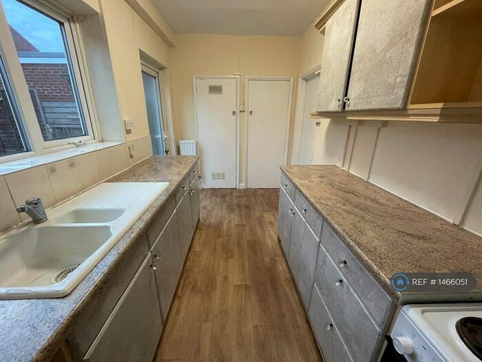 2 Bedroom Terraced House To Rent In Lichfield Road, Dagenham, RM8