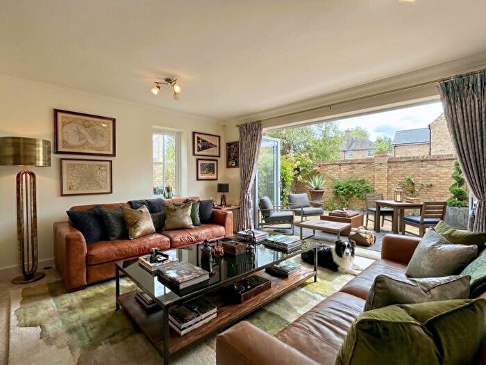 2 Bedroom Retirement Property For Sale In Canon Woods Close, DT9