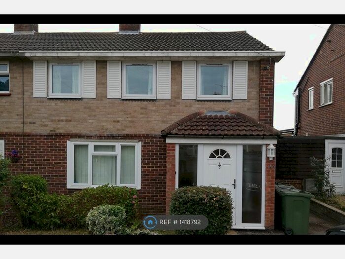 4 Bedroom Semi-Detached House To Rent In Applegarth Avenue, Guildford, GU2