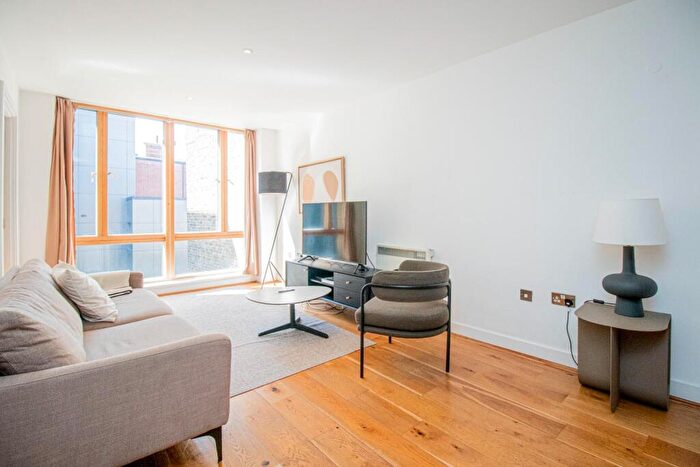 2 Bedroom Apartment To Rent In Drysdale Street, Shoreditch, N1