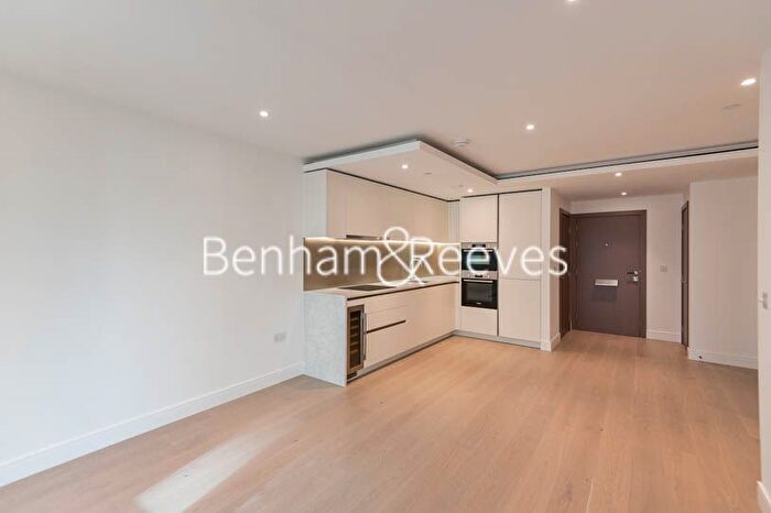 1 Bedroom Flat To Rent In Fulham Reach, Hammersmith, W6