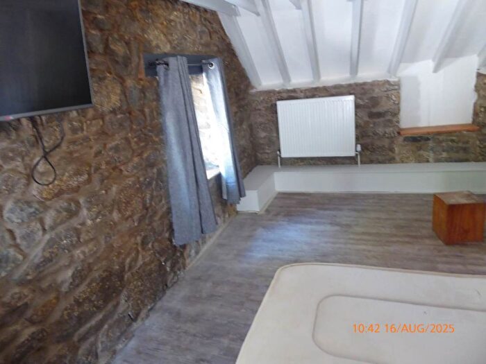 2 Bedroom Detached House To Rent In Llanddowror, St Clears, SA33