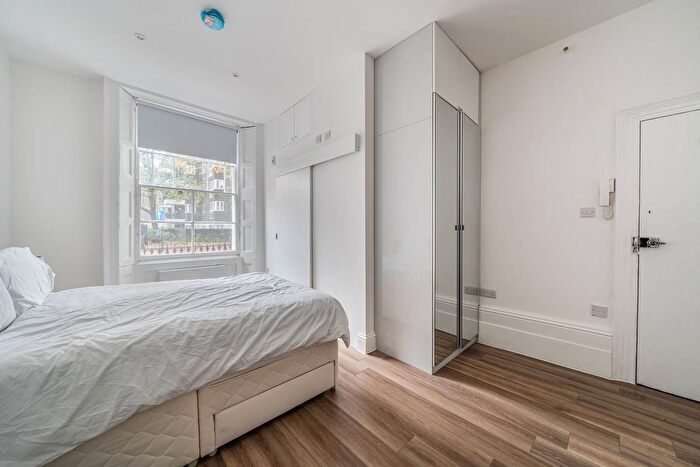 Studio To Rent In Regents Square, Bloomsbury, London, WC1H