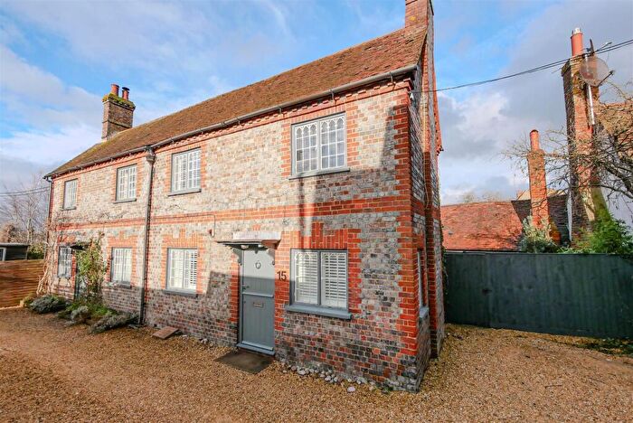 2 Bedroom Semi Detached House For Sale In Shirburn Street, Watlington, OX49