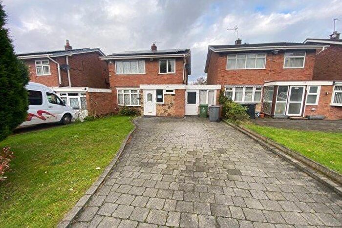 3 Bedroom Property To Rent In Leigh Close, Walsall, WS4