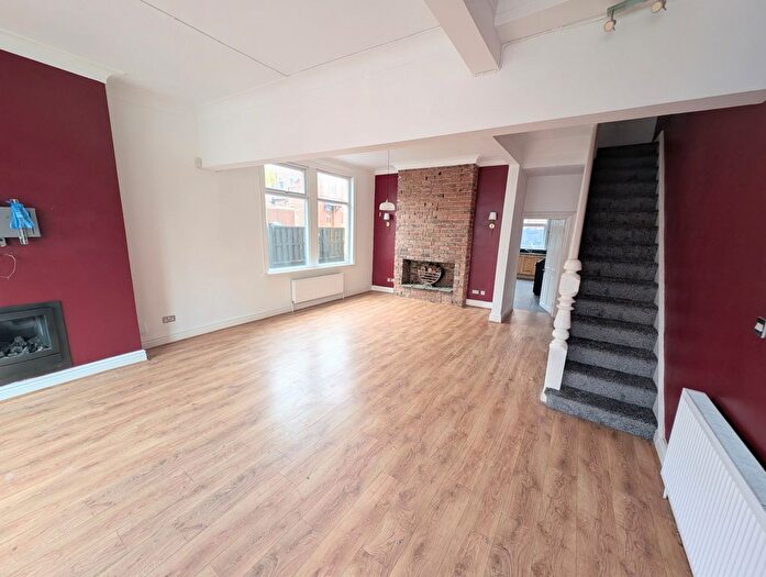4 Bedroom Terraced House To Rent In Vale Drive, New Brighton, CH45