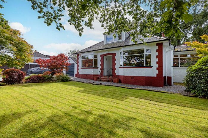 3 Bedroom Detached House For Sale In Strathblane Road, Milngavie, G62