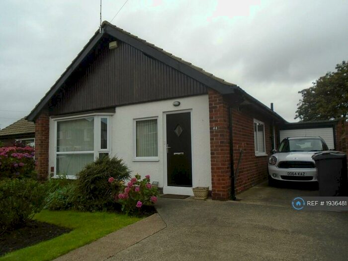 2 Bedroom Bungalow To Rent In Beach Croft Avenue, North Shields, NE30