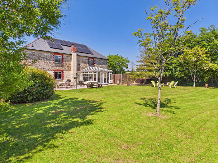 8 Bedroom Detached House For Sale In Polperro Road, Looe, Cornwall, PL13