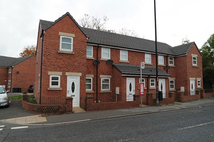 2 Bedroom End Of Terrace House To Rent In Vicarage Court, Sunderland, Tyne And Wear, SR5