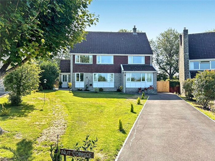 5 Bedroom Detached House For Sale In Neville Park, Baltonsborough, Somerset, BA6