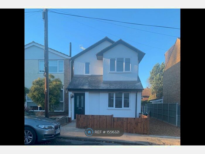 3 Bedroom Detached House To Rent In Post Wood Road, Ware, SG12