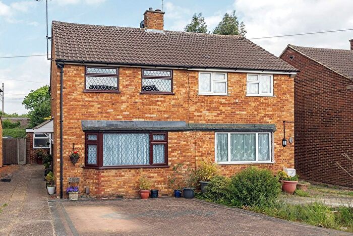3 Bedroom Semi-Detached House For Sale In Townfield Road, Flitwick, MK45