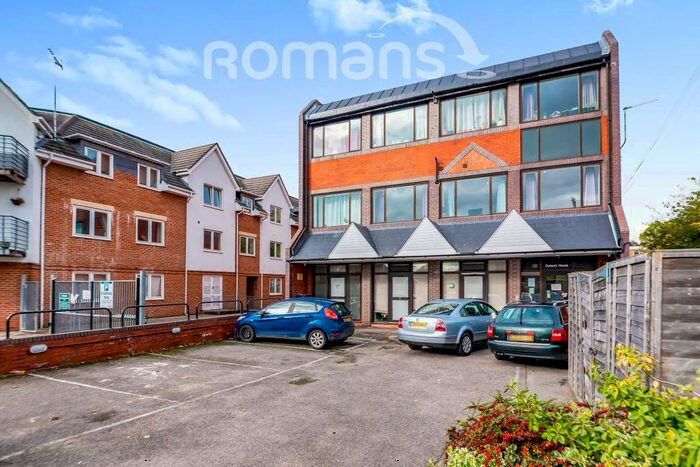 2 Bedroom Flat To Rent In Consort House, - Albert Street, Fleet, GU51