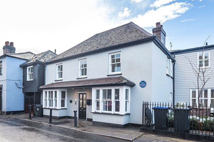 2 Bedroom Flat To Rent In Barrington Court, A High Street, Thames Ditton, Surrey, KT7