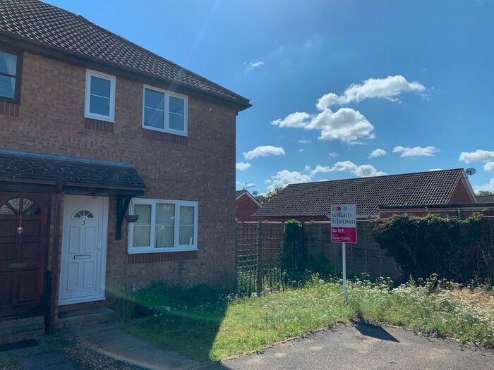 2 Bedroom Property To Rent In Falcon Way, Beck Row, Bury St. Edmunds, IP28