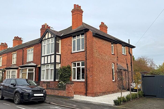 4 Bedroom Semi Detached House For Sale In Cottesmore Avenue, Melton Mowbray, LE13